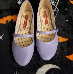 B.A.I.T. footwear lavender flats